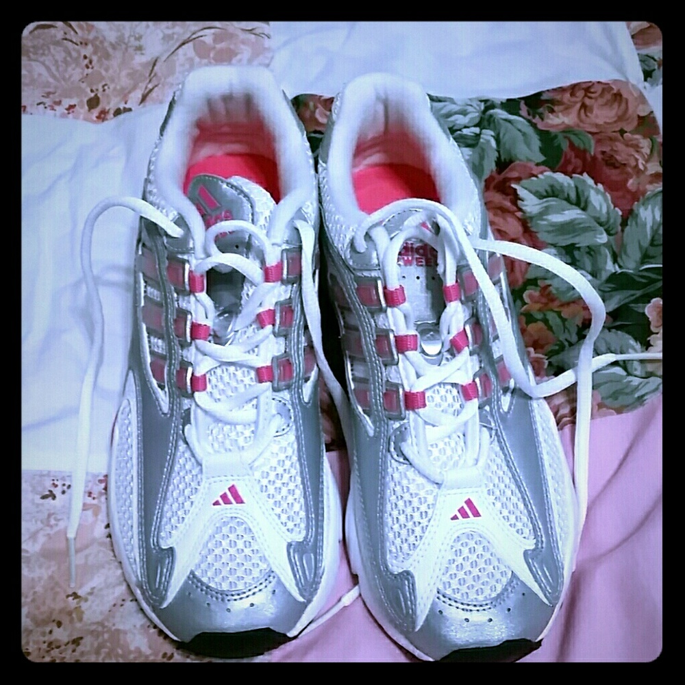 Torsion Sneakers
